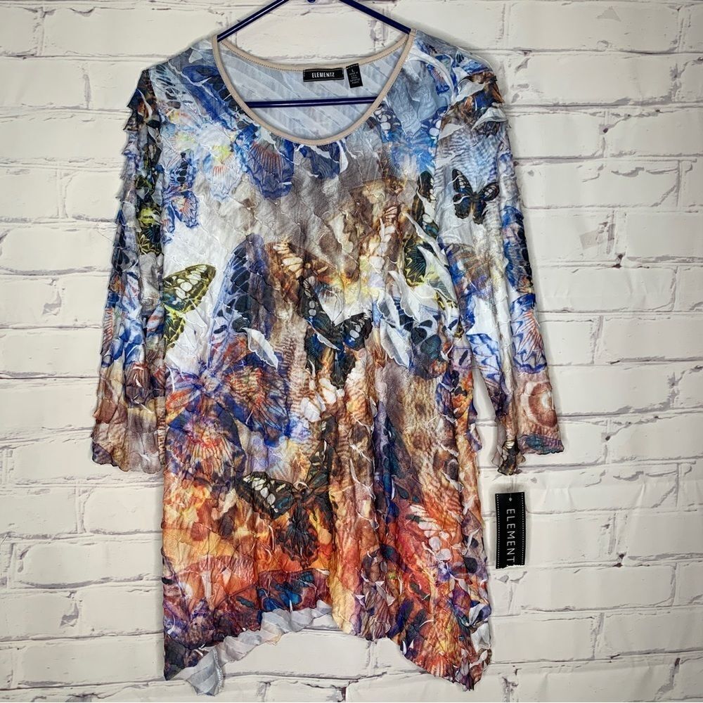 Elementz large top - brand new with tags!‎